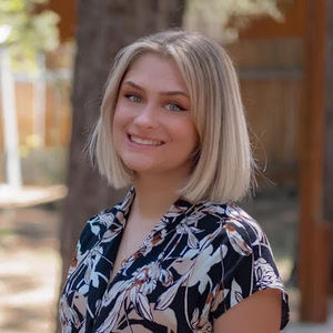 Meet your Posher, Alana